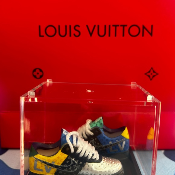 Louis Vuitton Multicolor Custom    KeyChan Set ( All included ) - Picture 1 of 7